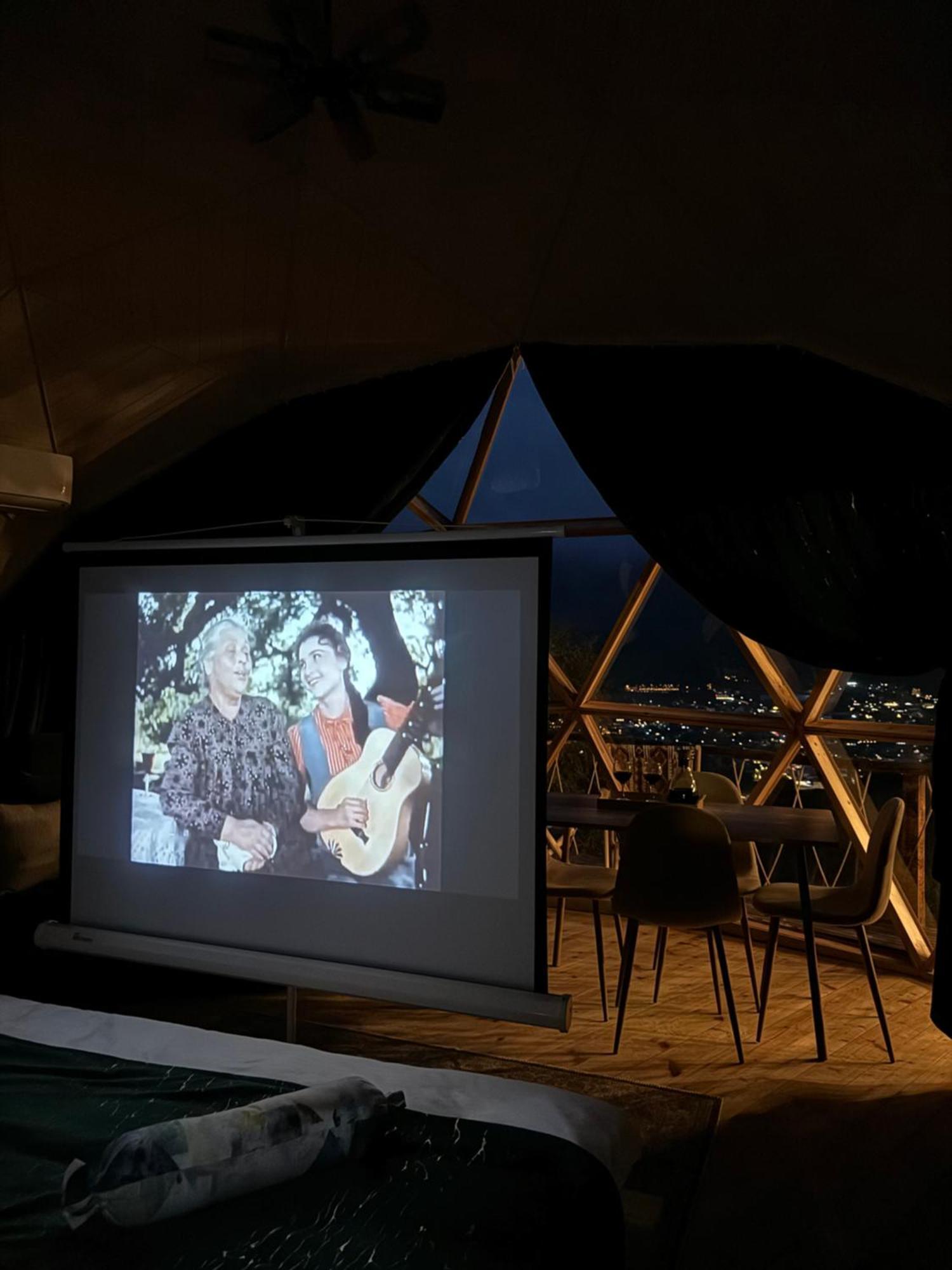Glamping Emerald Stepancminda Exteriér fotografie
